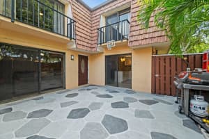 522 5th Lane, Greenacres, FL 33463 Sold 03/10/25