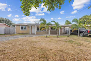 621 NW 23rd Terrace, Pompano Beach, FL 33069 Sold 05/20/25