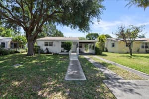 260 NE 14th Street, Delray Beach, FL 33444 Sold 03/18/25