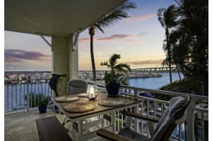975 NW Flagler Avenue 205, Stuart, FL 34994 Sold 02/28/25