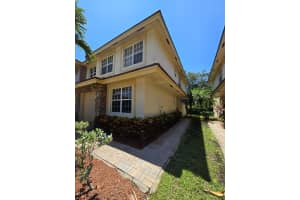 392 SE Bloxham Way, Stuart, FL 34997 Sold 02/28/25