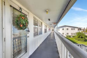24 Chatham A, West Palm Beach, FL 33417 - MLS#R11045382