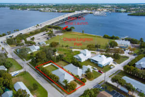 807 SW 28th Street, Palm City, FL 34990 Sold 02/24/25