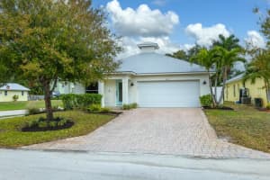 807 SW 28th Street, Palm City, FL 34990 Sold 02/24/25