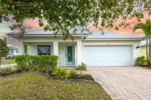 807 SW 28th Street, Palm City, FL 34990 Sold 02/24/25