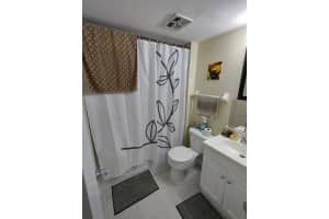 103 Royal Park Drive 3b, Oakland Park, FL 33309 - MLS#R11045417