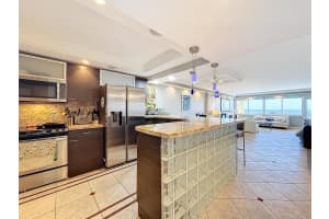 328 N Ocean Boulevard 707, Pompano Beach, FL 33062 - MLS#R11045461