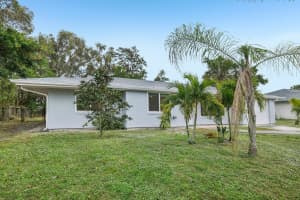 2325 SE Seafury Lane, Port Saint Lucie, FL 34953 Sold 02/28/25