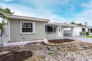 1609 N J Terrace, Lake Worth Beach, FL 33460 - MLS#R11045532