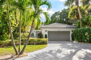 24 Oaks Lane, Boynton Beach, FL 33436 Sold 02/18/25