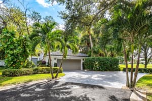 24 Oaks Lane, Boynton Beach, FL 33436 Sold 02/18/25