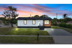 101 NE 27th Avenue, Boynton Beach, FL 33435 Sold 05/08/25