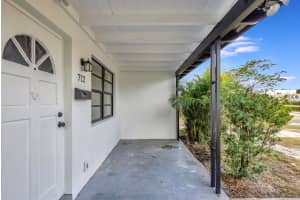 712 Foresteria Drive, Lake Park, FL 33403 Sold 02/14/25