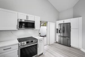 53 Dorchester Circle, Palm Beach Gardens, FL 33418 Sold 03/05/25