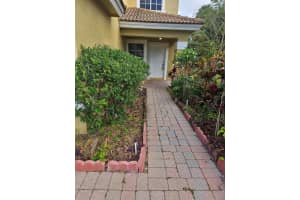 6174 Adriatic Way W, West Palm Beach, FL 33413 Sold 05/23/25