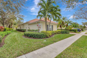 2058 Futana Way, Wellington, FL 33414 Sold 02/05/25