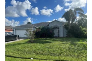 5811 NW Argo Court, Port Saint Lucie, FL 34986 - MLS#R11045823