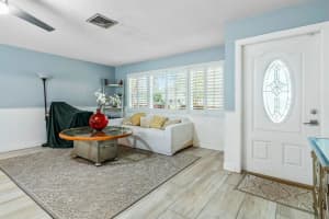 2430 Hope Lane E, Palm Beach Gardens, FL 33410 Sold 03/28/25