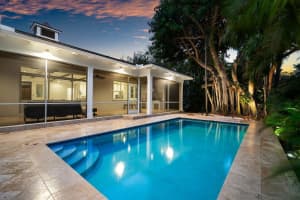 707 S Atlantic Drive, Lantana, FL 33462 Sold 01/27/25