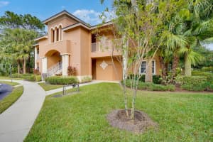 8022 Carnoustie Place 3922, Port Saint Lucie, FL 34986 Sold 03/28/25