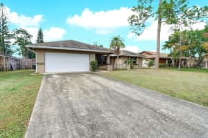 527 Indigo Avenue, Wellington, FL 33414 Sold 08/29/25