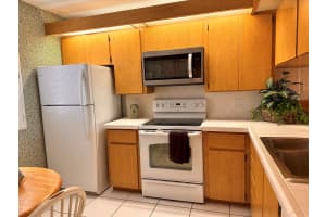 MLS# R11045957, Boca Raton, Florida 33433