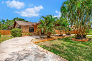 691 NW Sharpe Street, Port Saint Lucie, FL 34983 - MLS#R11045968