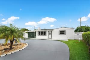 310 Hemlock Road, West Palm Beach, FL 33409 Sold 02/19/25