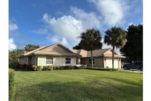 3784 SE Fairway E, Stuart, FL 34997 Sold 07/31/25