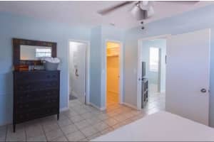 922 Coquina Lane, Vero Beach, FL 32963 - MLS#R11046036