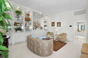 9073 SE Hawks Nest Court, Hobe Sound, FL 33455 Sold 05/15/25