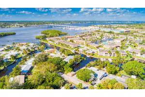 2475 SW Hideaway Lane, Stuart, FL 34994 Sold 05/07/25