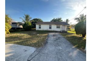 162 Booker Place, Pahokee, FL 33476 Sold 07/11/25