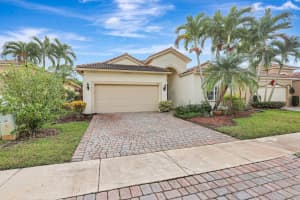 6573 SE Broadmoor Lane, Stuart, FL 34997 Sold 04/04/25