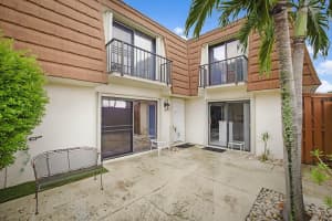 3900 County Line Road 18d, Jupiter, FL 33469 Sold 02/28/25