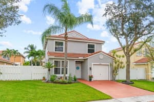 8102 Pelican Harbour Dr, Greenacres, FL 33467, Sold 12/20/24