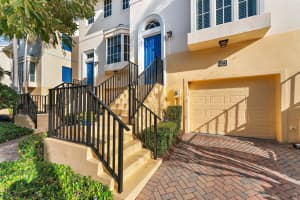 423 Juno Dunes Way, Juno Beach, FL 33408 Sold 03/25/25