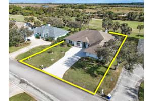 4354 Gator Trace Circle, Fort Pierce, FL 34982 Sold 04/08/25
