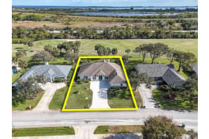 4354 Gator Trace Circle, Fort Pierce, FL 34982 Sold 04/08/25