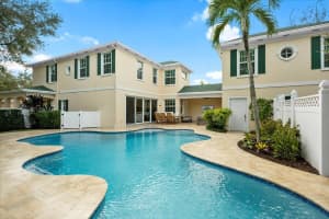 132 Waterford Drive, Jupiter, FL 33458 Sold 02/18/25
