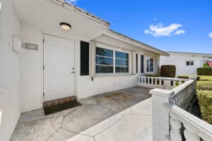 2110 SW 22nd Street, Boynton Beach, FL 33426 - MLS#R11046568