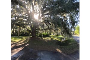 5312 Oleander Avenue, Fort Pierce, FL 34982 Sold 02/07/25