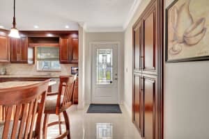 557 Covered Bridge Boulevard, Lake Worth, FL 33467 Sold 02/26/25