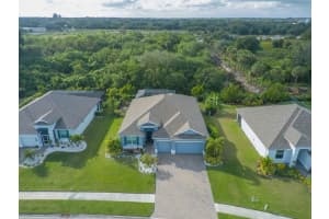 7257 33rd Square, Vero Beach, FL 32967 Sold 07/07/25