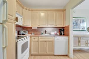 410 Flanders I, Delray Beach, FL 33484 Sold 05/28/25