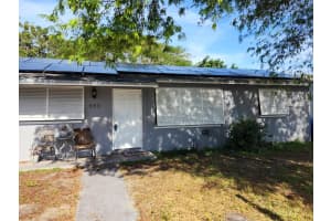 660 W 36th Street, West Palm Beach, FL 33404 Sold 04/28/25