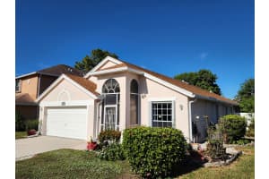 107 Saratoga Boulevard E, Royal Palm Beach, FL 33411 Sold 04/28/25