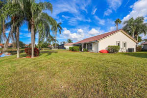 8601 Bonita Isle Drive, Lake Worth, FL 33467 Sold 02/18/25