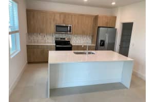 6750 SE Park Trace Drive, Stuart, FL 34997 Sold 05/21/25