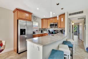 24 Waterford A, Delray Beach, FL 33446 Sold 05/16/25
